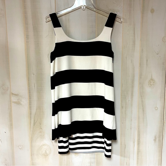 Bailey 44 Black And White Striped Tank Top With Striped Underlayer Sz M - Picture 2 of 5